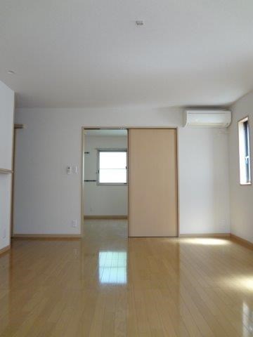 リースランド小金井 ベッドルーム