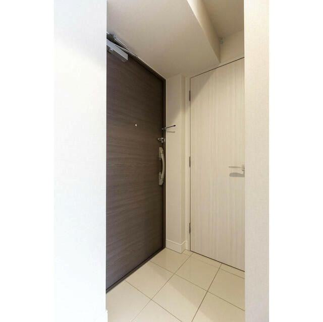 エムレジデンス中野坂上 玄関