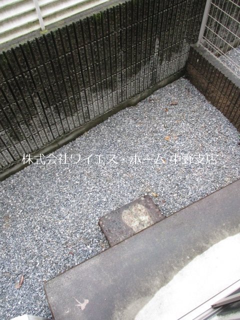 ジュネス ベランダ