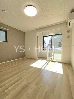 メイ・ガーデンⅡ リビング