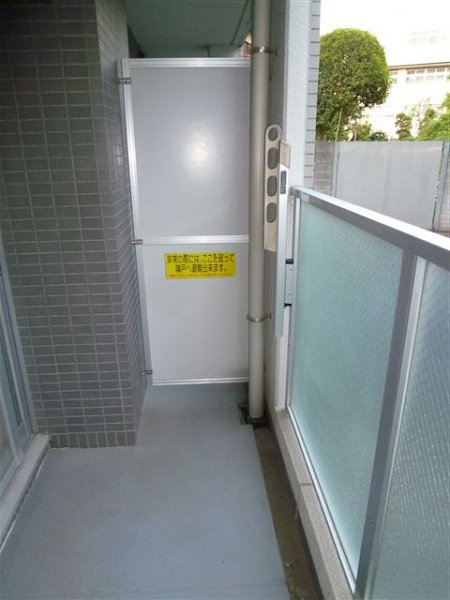 シモンズ中野 ベランダ