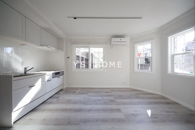 アダージョ井の頭 リビング