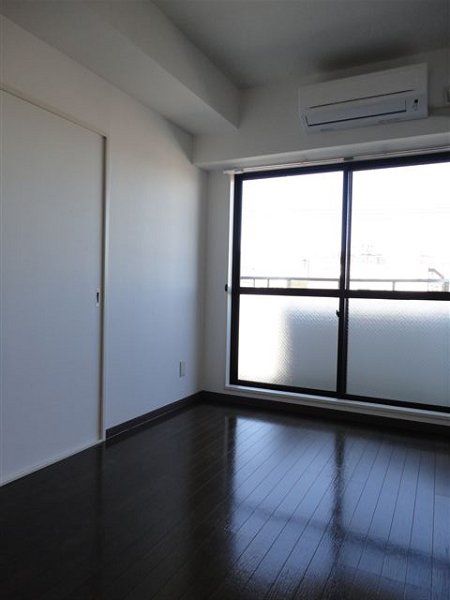 ティアラB ベッドルーム