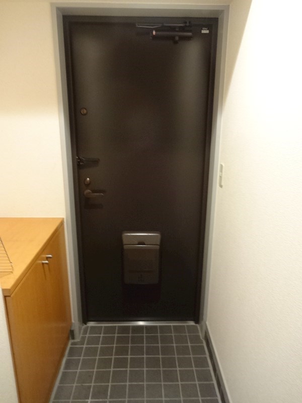 アビテビル 玄関