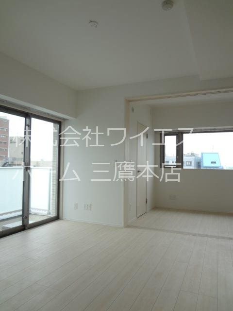 グロリアス西荻窪 リビング