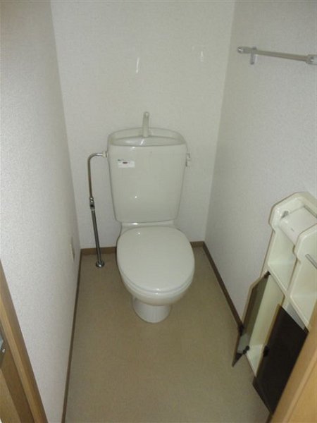 ヴィラ・ファミーユＢ その他3