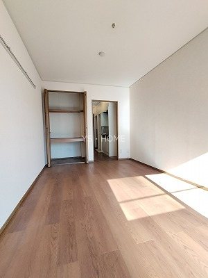 ヴィラ・ファミーユＢ リビング