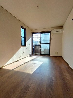 ヴィラ・ファミーユＢ ベッドルーム