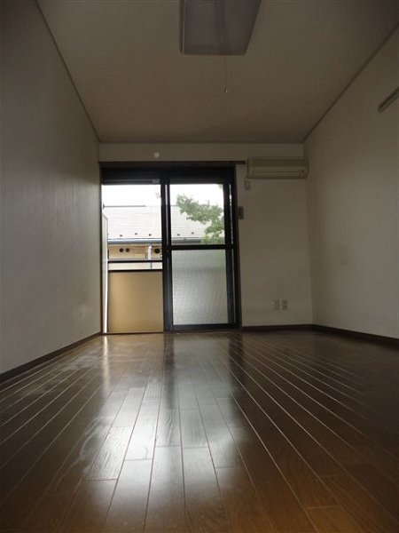 ヴィラ・ファミーユＢ ベッドルーム