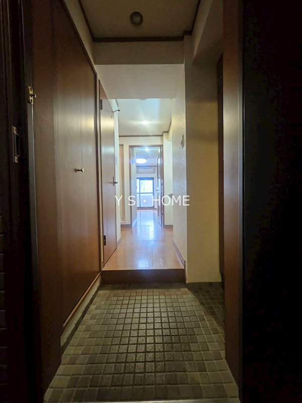 第７千代鶴ビル 玄関