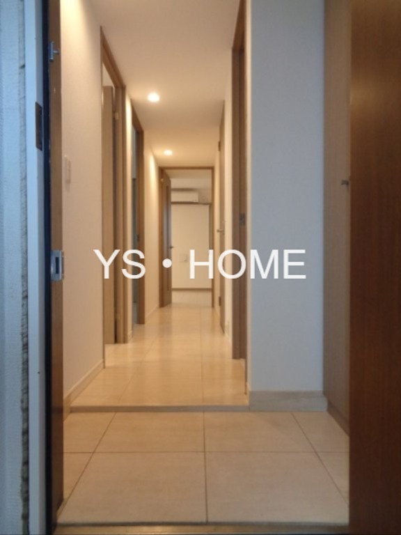 LANAI GRACE KUNITACHI 玄関