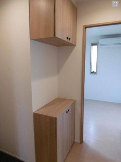 ヒルハイツ関町南 玄関