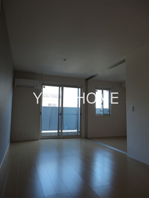 ヴィラ アカシア リビング