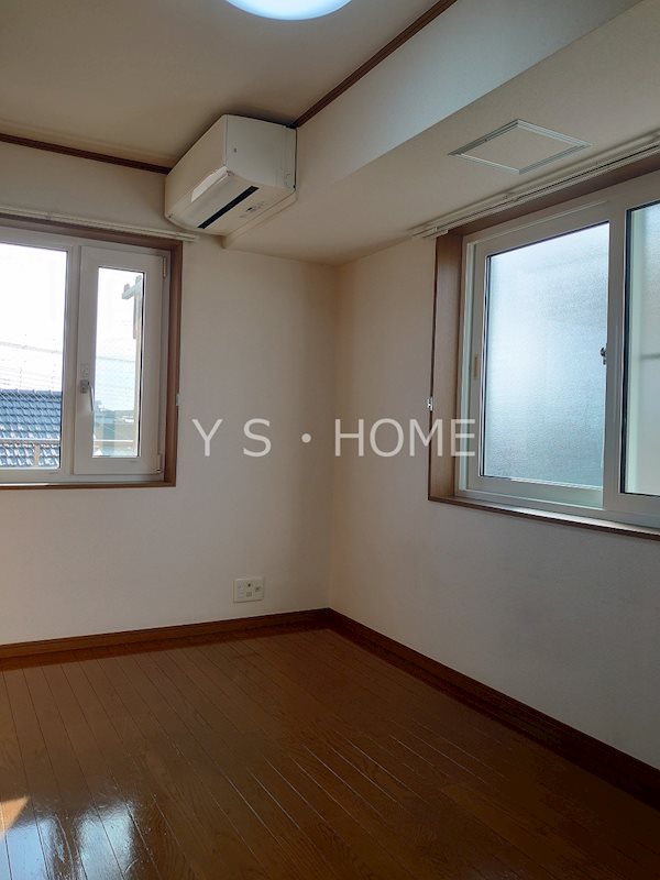 ヴィラ・トリアノン リビング