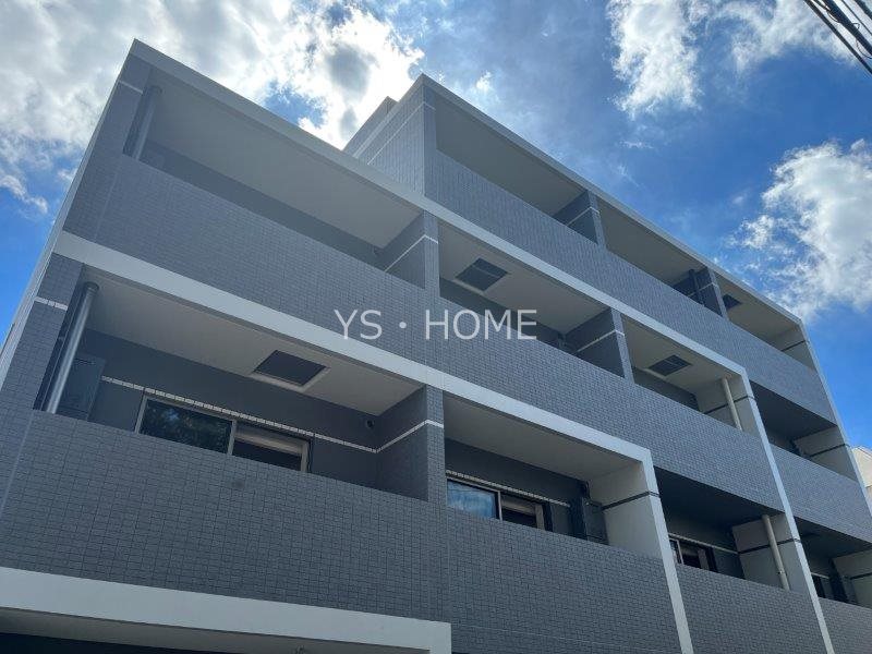 アヴァンカーサ三鷹 外観