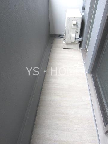 アヴァンカーサ三鷹 ベランダ