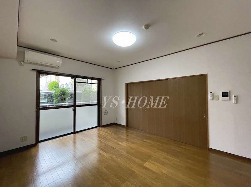 エクセレント竹下 リビング