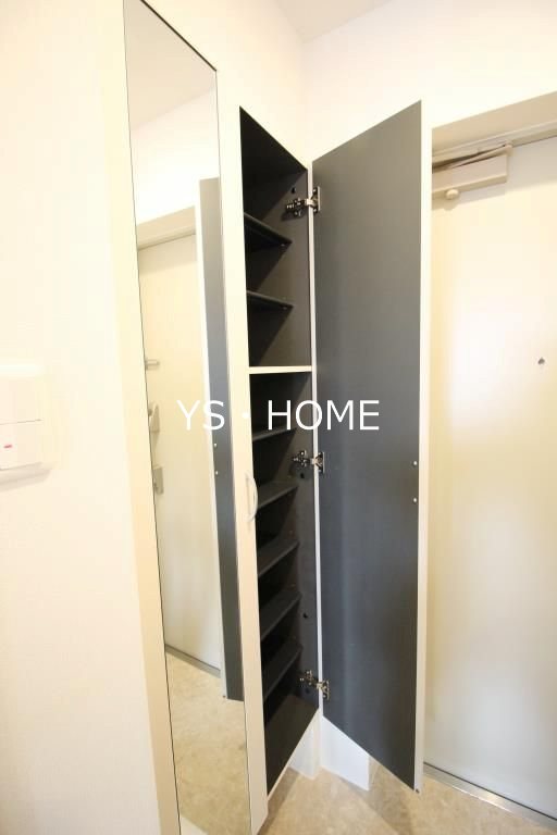 ドルチェドミール 玄関