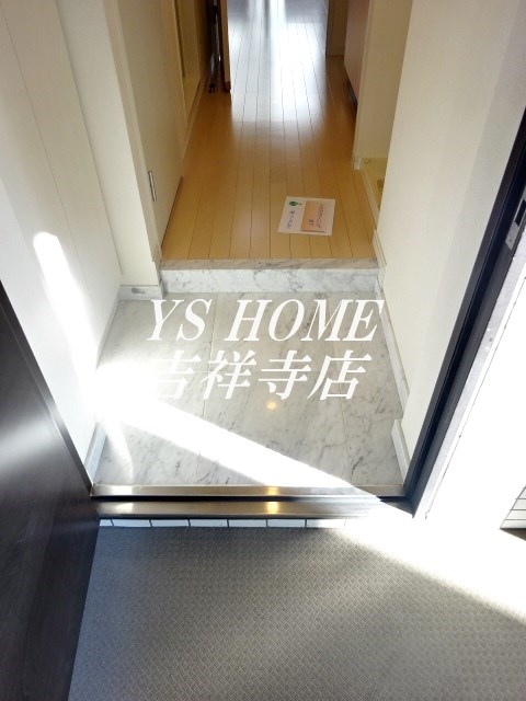 グランヴァン荻窪Ⅱ 玄関