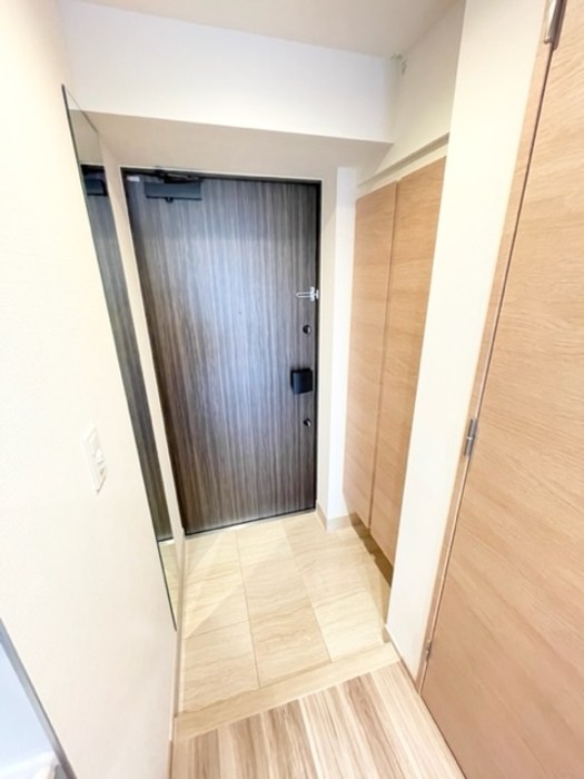 リーラ中野  玄関