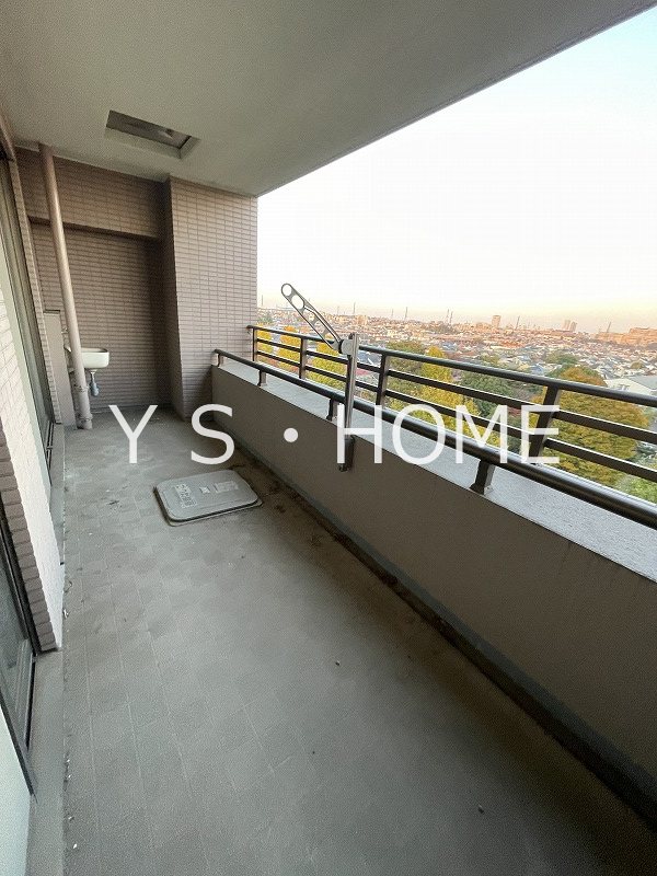 クリオレミントンヴィレッジ国立 ベランダ