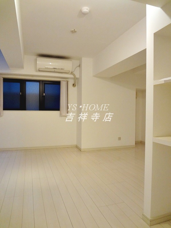 ゼクシア吉祥寺 リビング