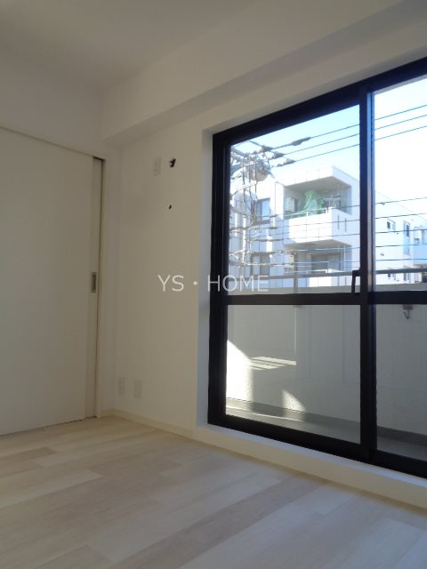 フォリスト ベッドルーム