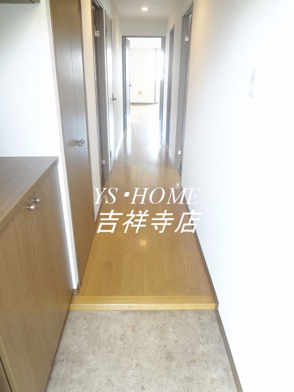 シャルマン井荻 玄関