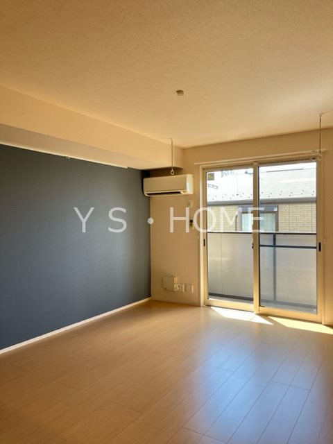 SHAMROCK HILLS  リビング