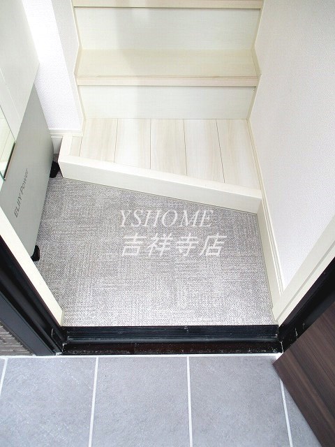 グレイス・Ｋ 玄関