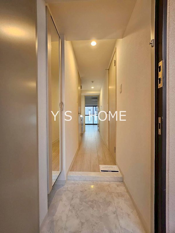 プレミアータ　ルーチェ 玄関