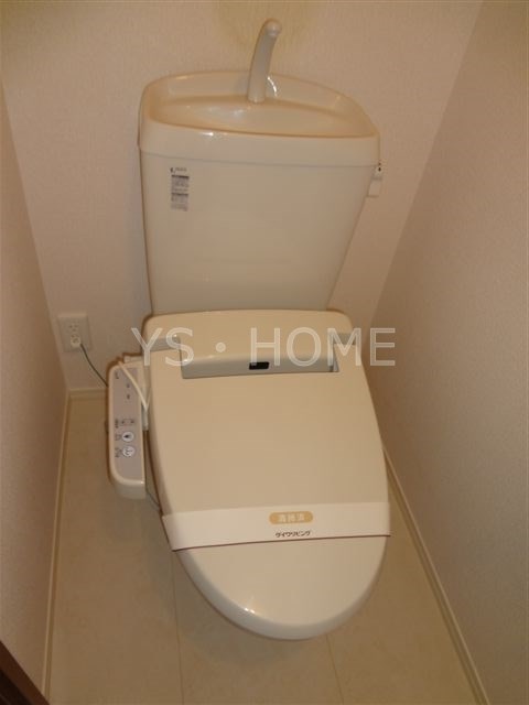 サンク　モンタニアＢ棟 その他1