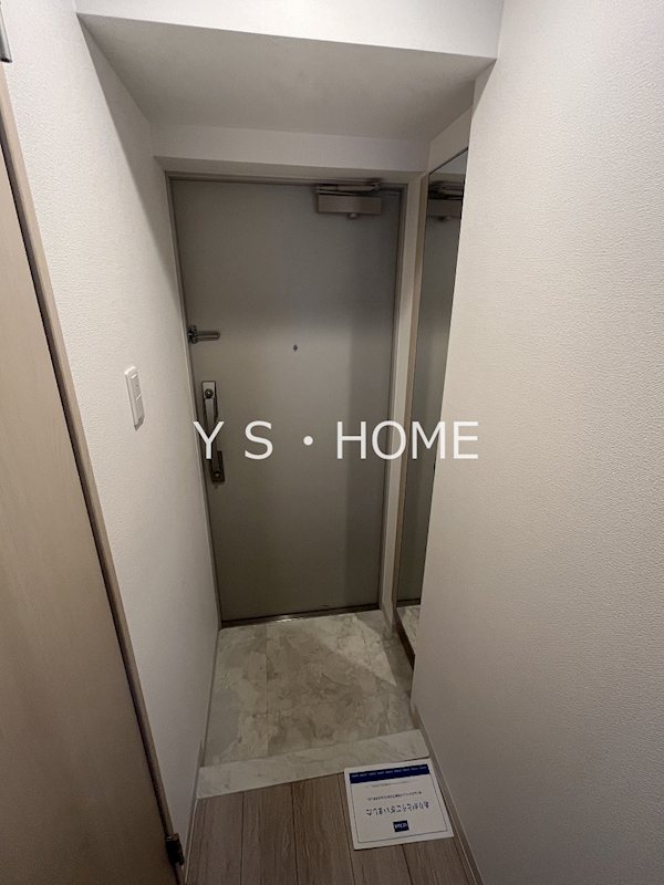 プレミアータ ルーチェ 玄関