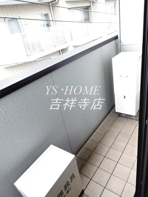 viola mitaka ベランダ