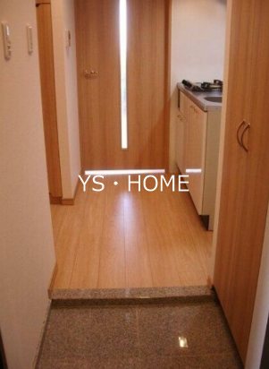 ルーブル中野富士見町参番館 玄関