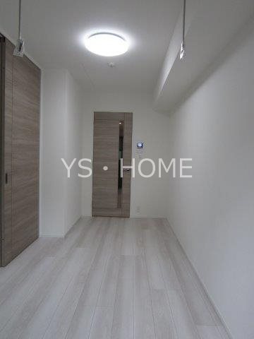 アヴァンカーサ三鷹 リビング