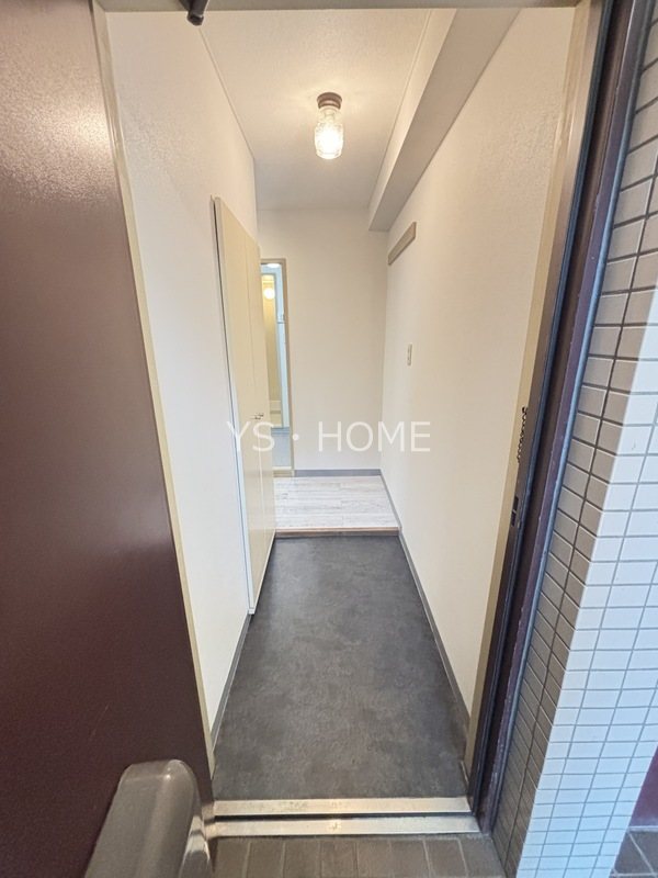 コーポハイブリッジ 玄関