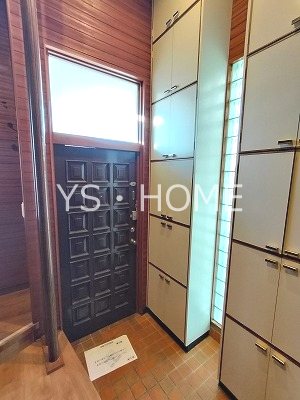 西東京市新町5丁目戸建  玄関