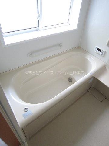 三鷹市井口4-5貸戸建 風呂画像