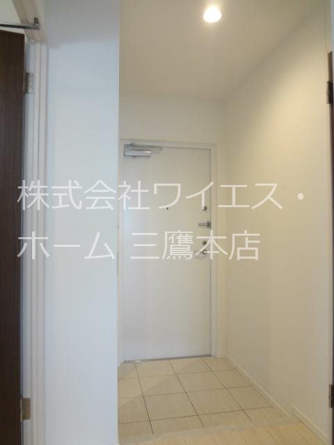 グロリアス西荻窪 玄関