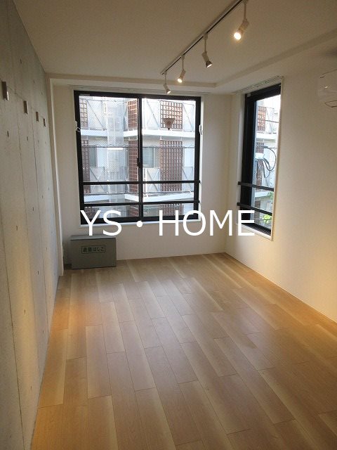 SOU中野   リビング