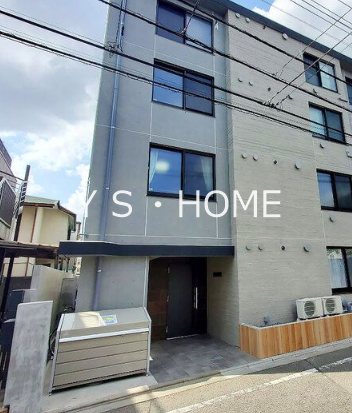 リバース武蔵小金井  玄関