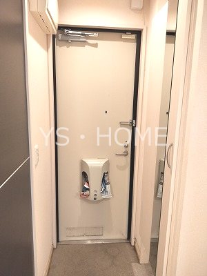 パークハウス葉月 玄関