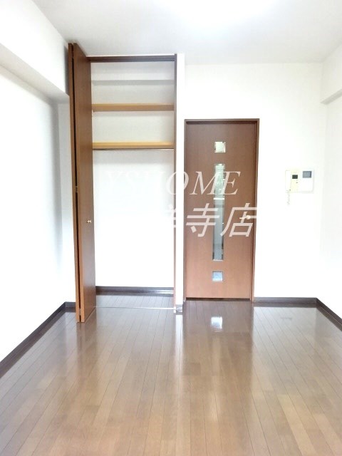 トーシンフェニックス吉祥寺参番館  ベッドルーム