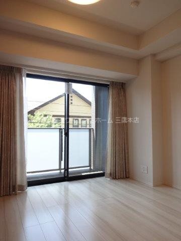 ベルジュール三鷹ステーションハウス ベッドルーム