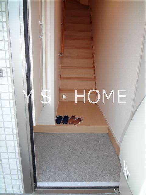 ソレアード　B棟 玄関