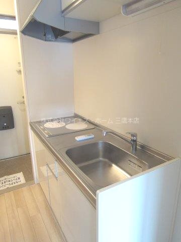 ソレアード　ミタカ キッチン