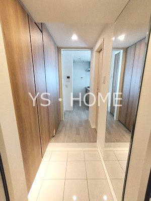 ベルジェンド三鷹ラ・ヴィエ 玄関