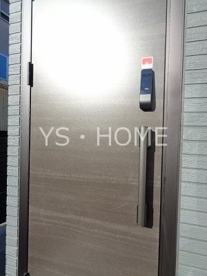 ソラーナ国分寺Ⅱ 玄関