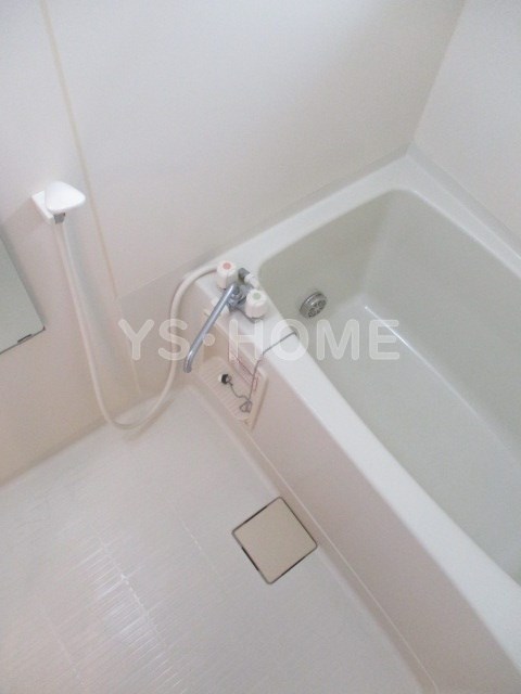 SALLE　DE　REPOS（サル･デ･レポ） 風呂画像